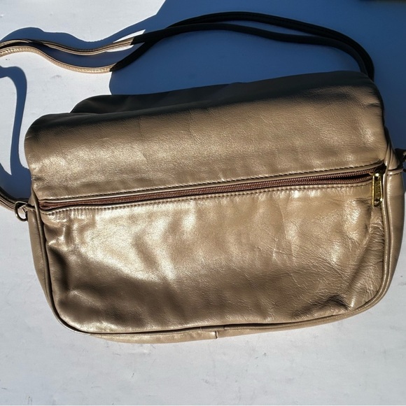 Stone Mountain USA Vintage Taupe Soft Leather Shoulder Bag Magnetic Flap Closure - Picture 3 of 14
